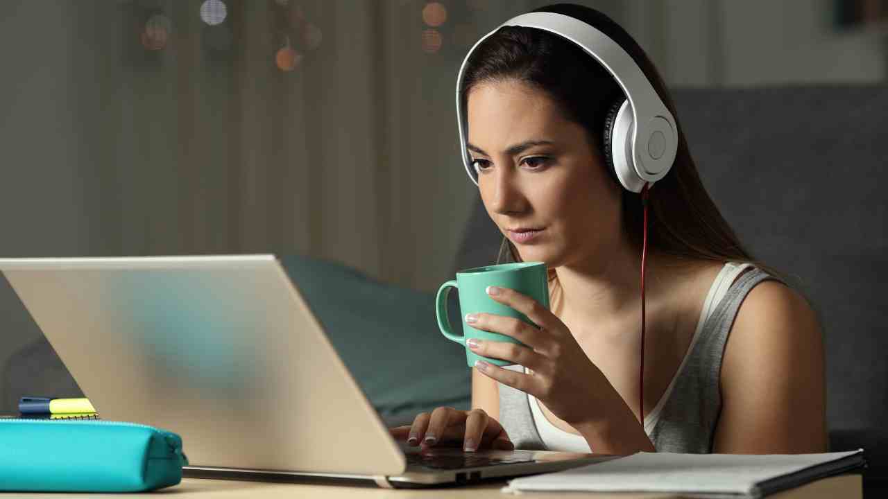 $28/hr Review Music and Videos Work from Home at TELUS Digital with No Experience