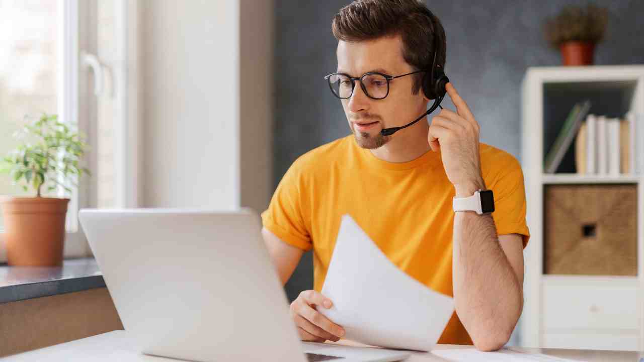 Remote Customer Service Job at Alorica With No Experience No Degree