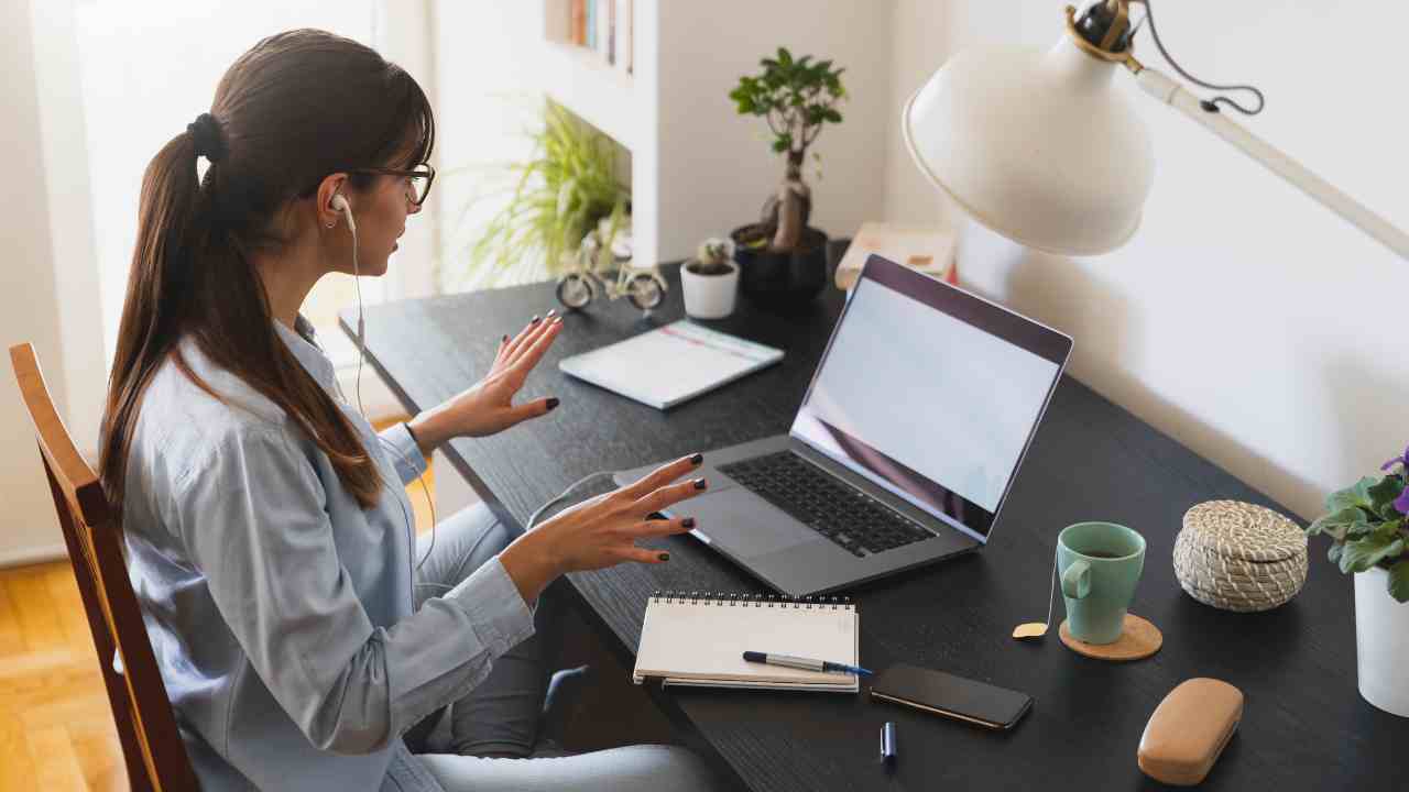 Remote Work From Home Jobs with 1 Year of Experience